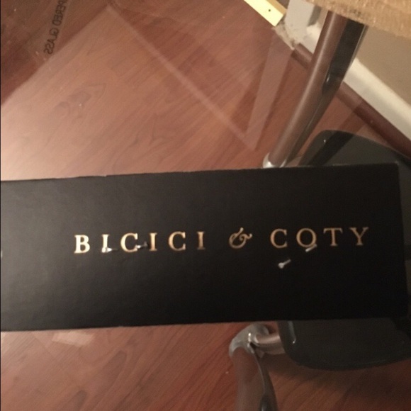 Bicici & Coty‎ Prom/Evening Gown in Size Medium - Picture 2 of 4